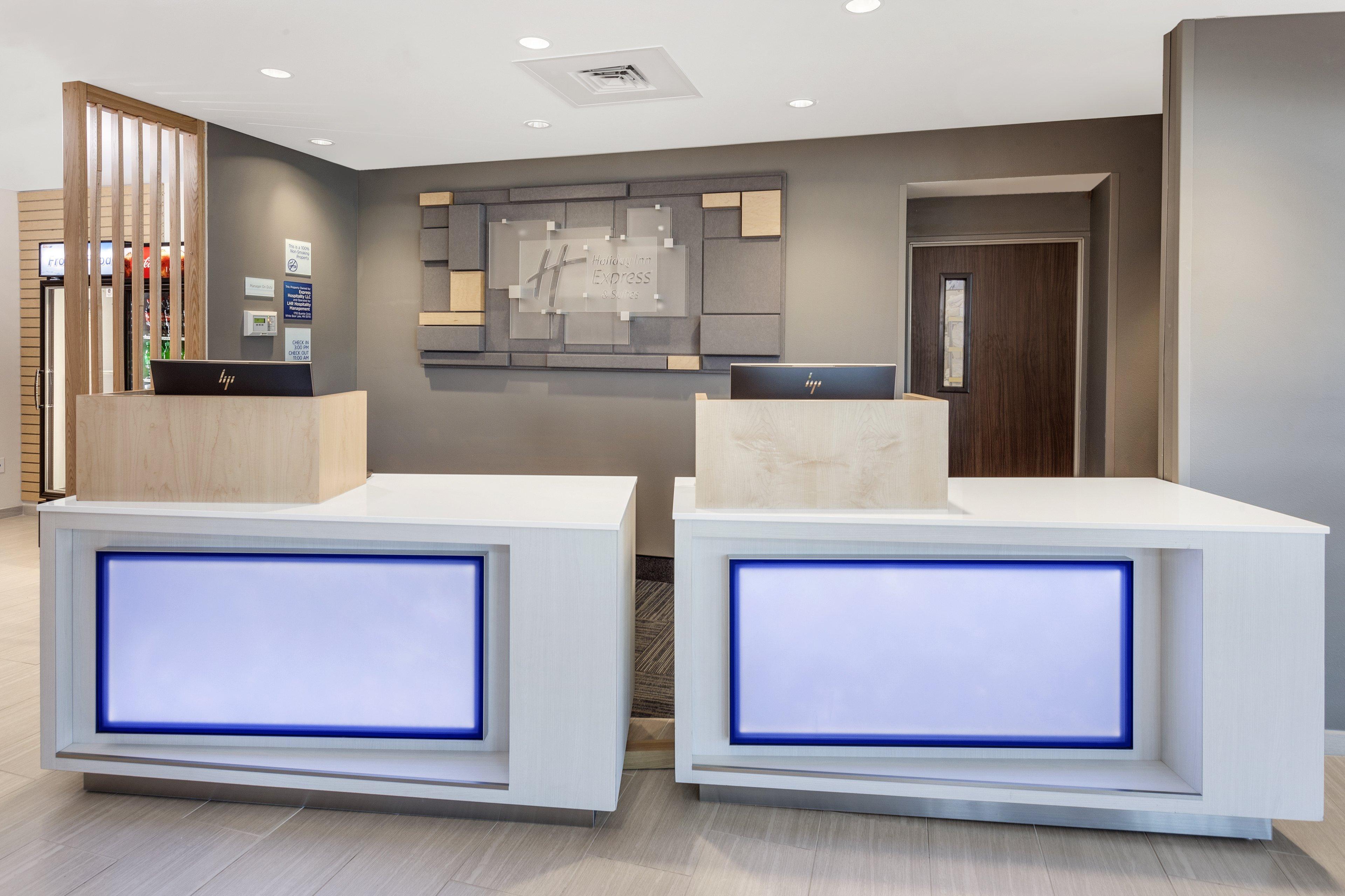 Holiday Inn Express & Suites - Hudson I-94 By Ihg Экстерьер фото