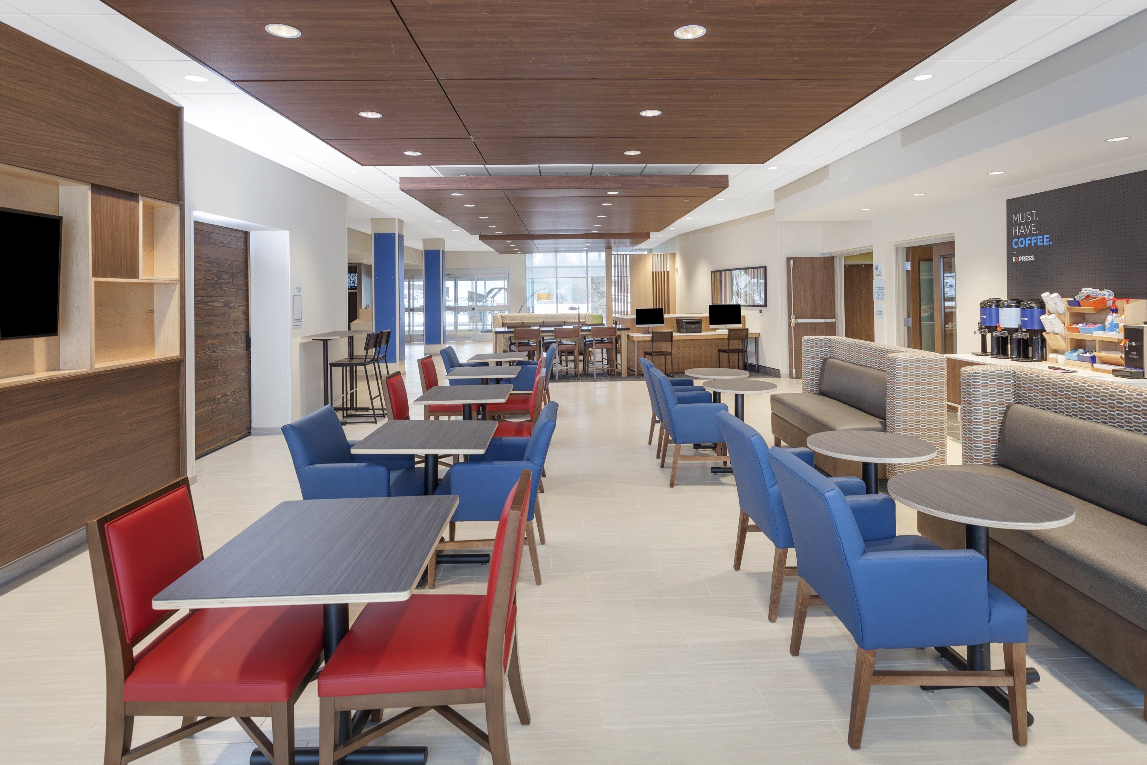 Holiday Inn Express & Suites - Hudson I-94 By Ihg Экстерьер фото